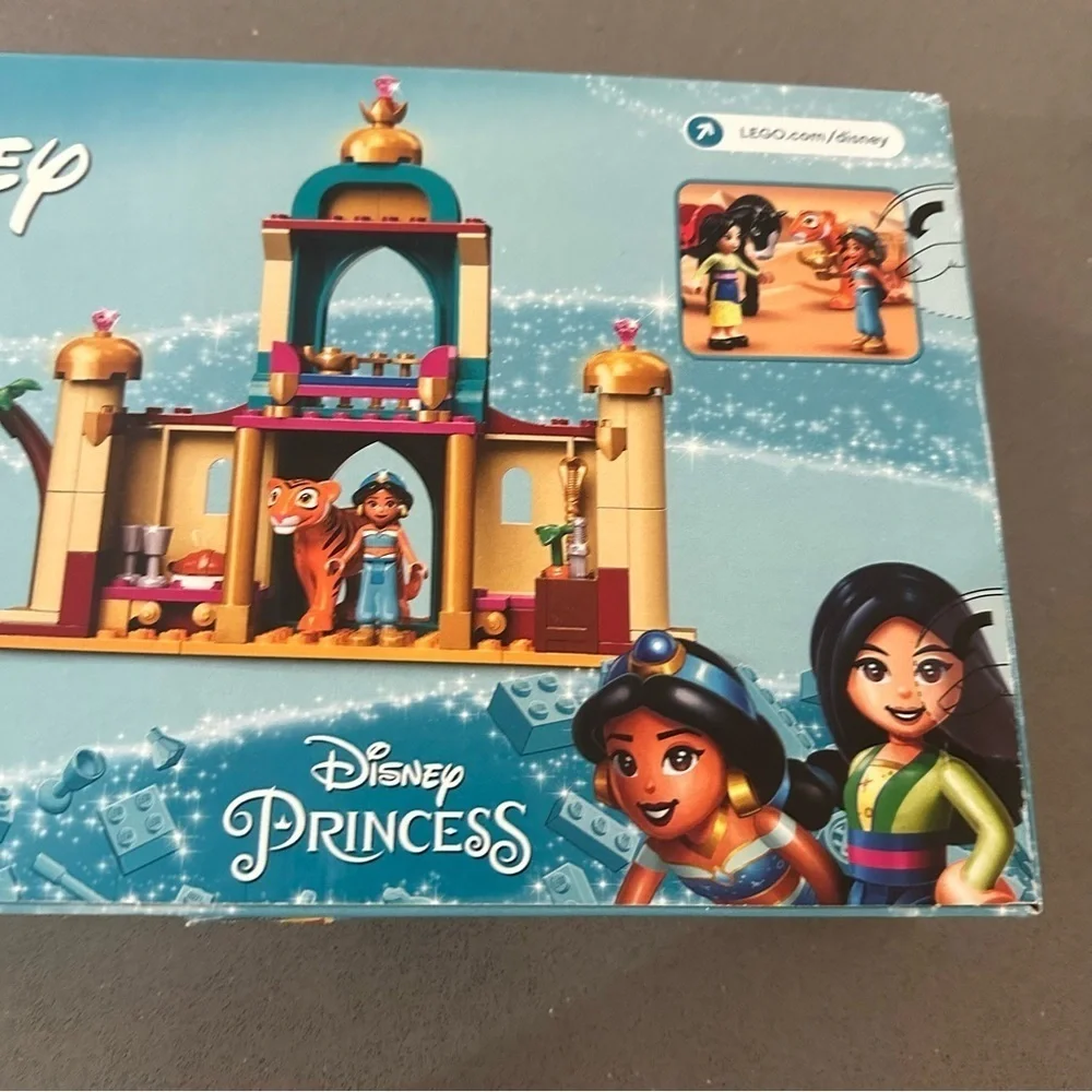 LEGO Disney Princess Jasmine & Mulan’s Adventure 43208 – Retired Set, New Sealed